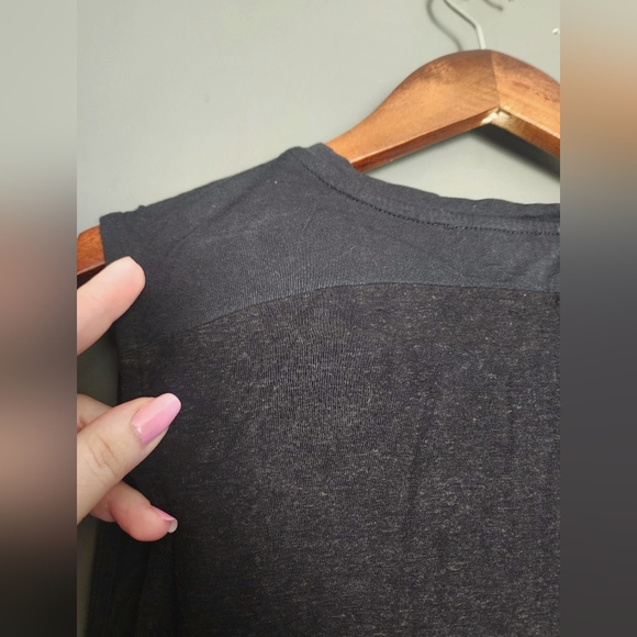 All saints sleevless black top. Size small great everyday elevated basic - Picture 6 of 9